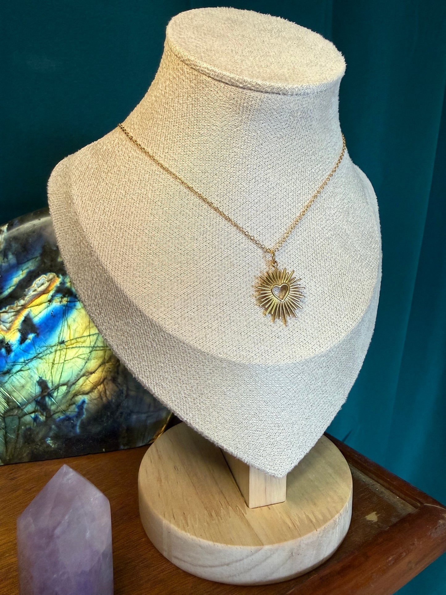 Collier coeur sacré en acier inoxydable - choix du modèle