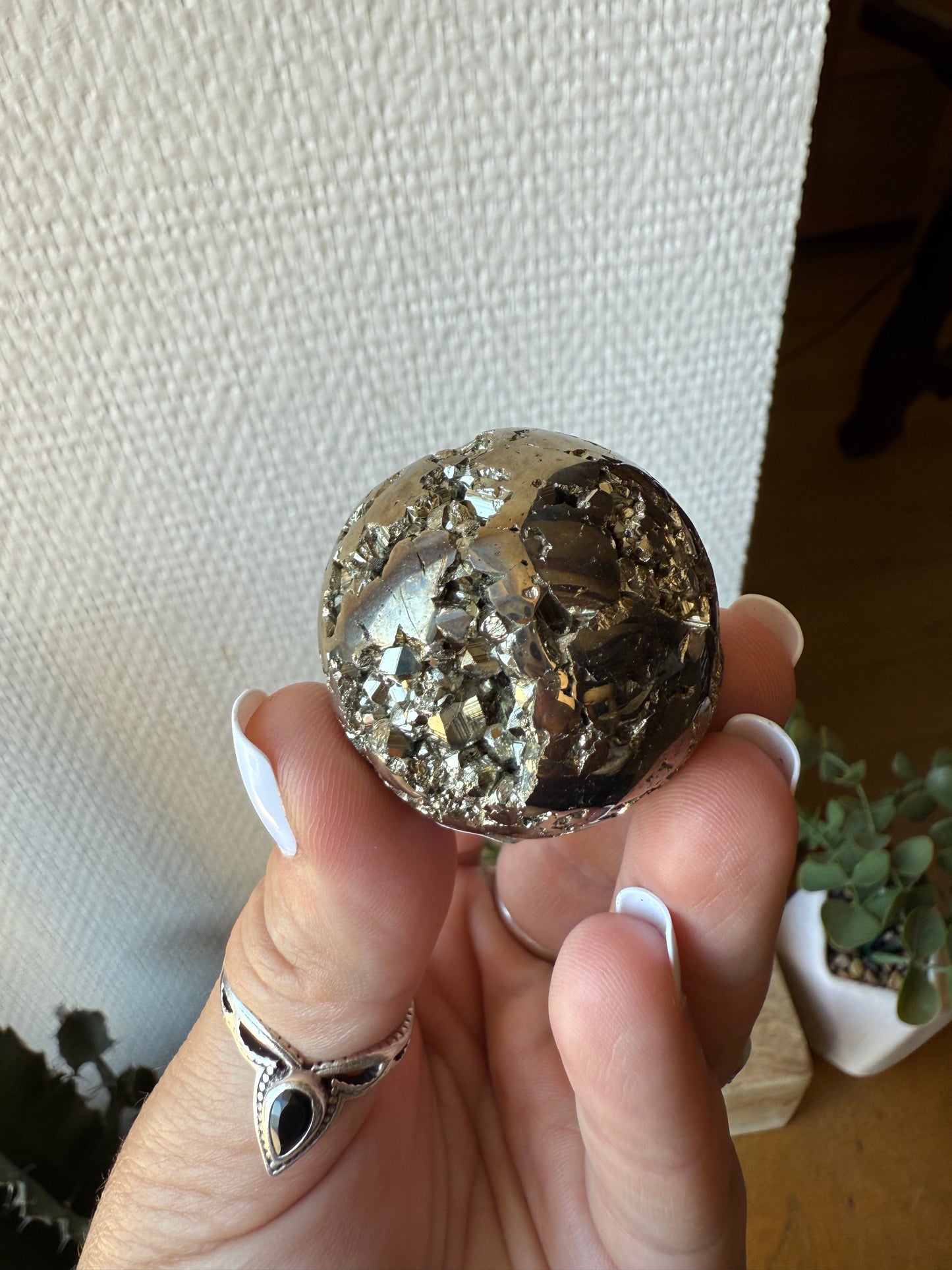 Sphère en Pyrite brute - Pièce unique - 117 g (Copie)