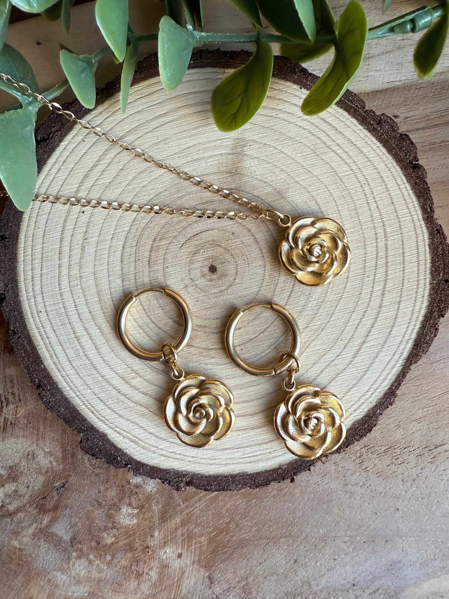 Coffret Pendentif & boucles d'oreilles - Roses