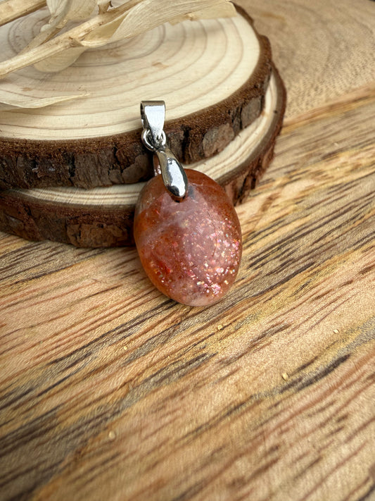 Pendentif en Pierre de Soleil ☀️ - Pièce unique