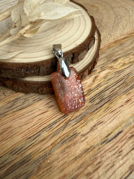 Pendentif en Pierre de Soleil ☀️ - Pièce unique