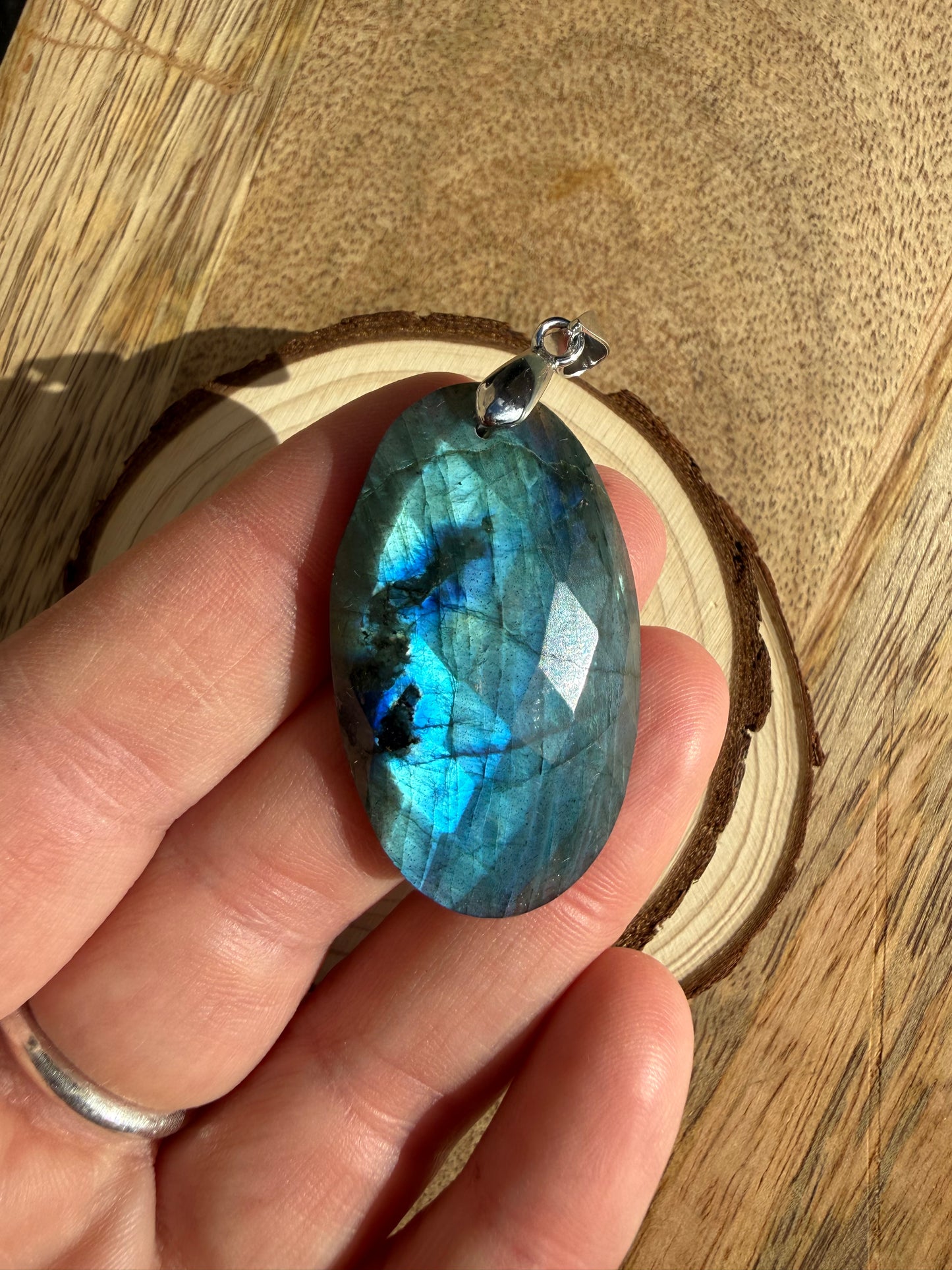 Pendentif en Labradorite à facettes - Pièce unique