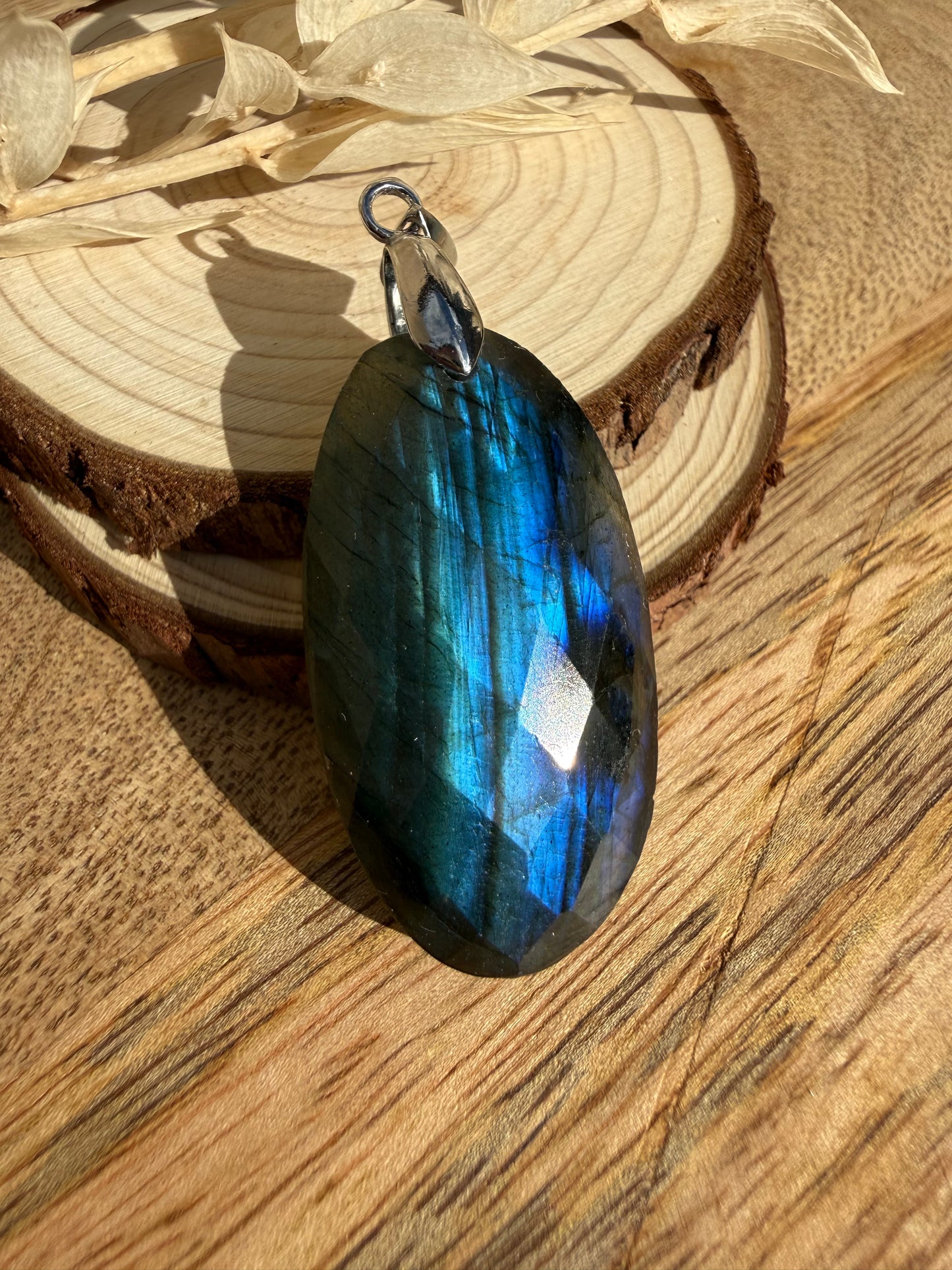Pendentif en Labradorite à facettes - Pièce unique