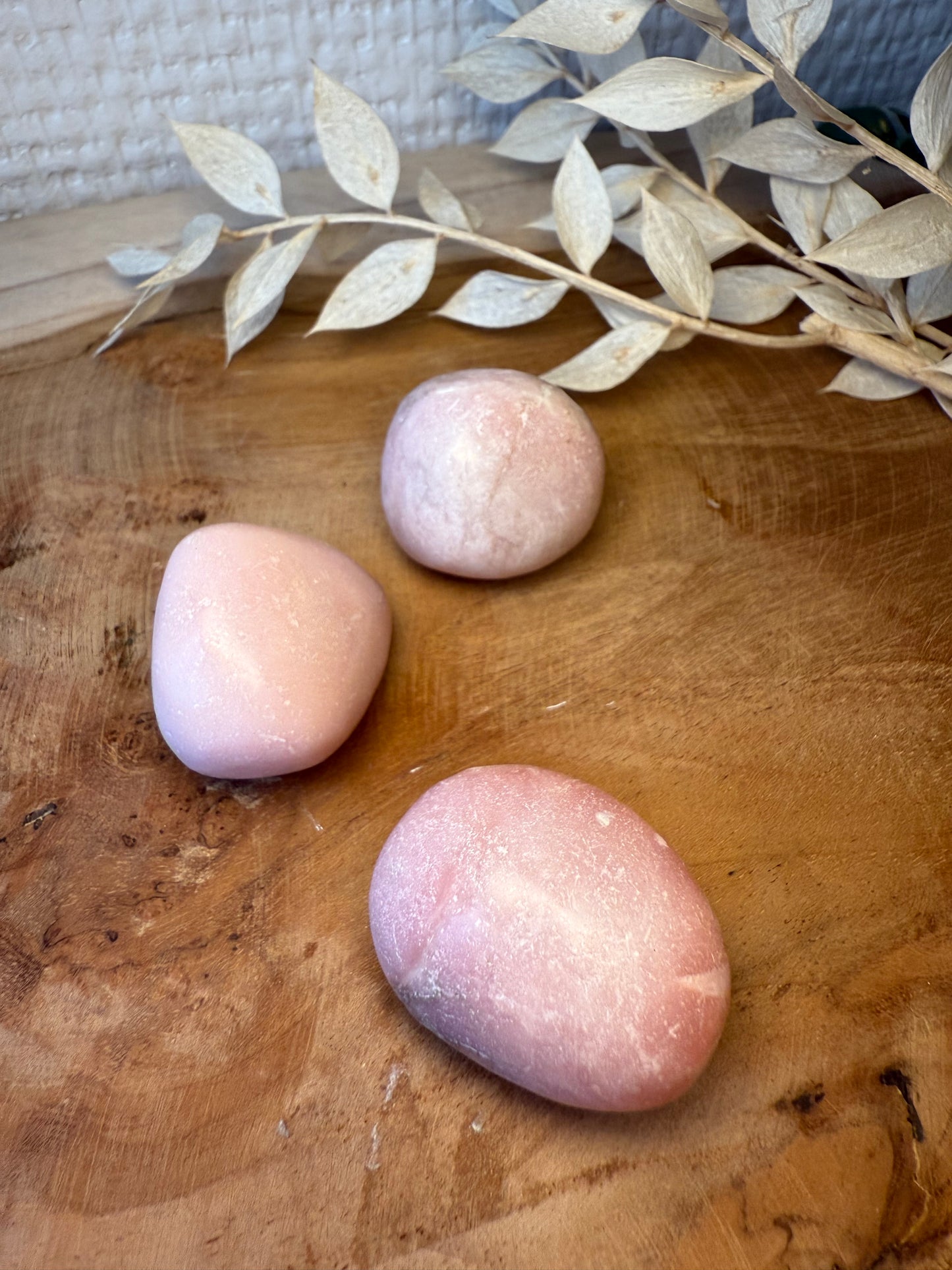 Opale rose - Pierre roulée (à l'unité)