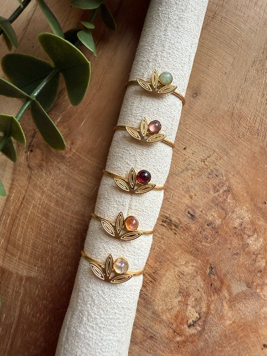 Bague fine feuilles et pierres - Acier inoxydable doré
