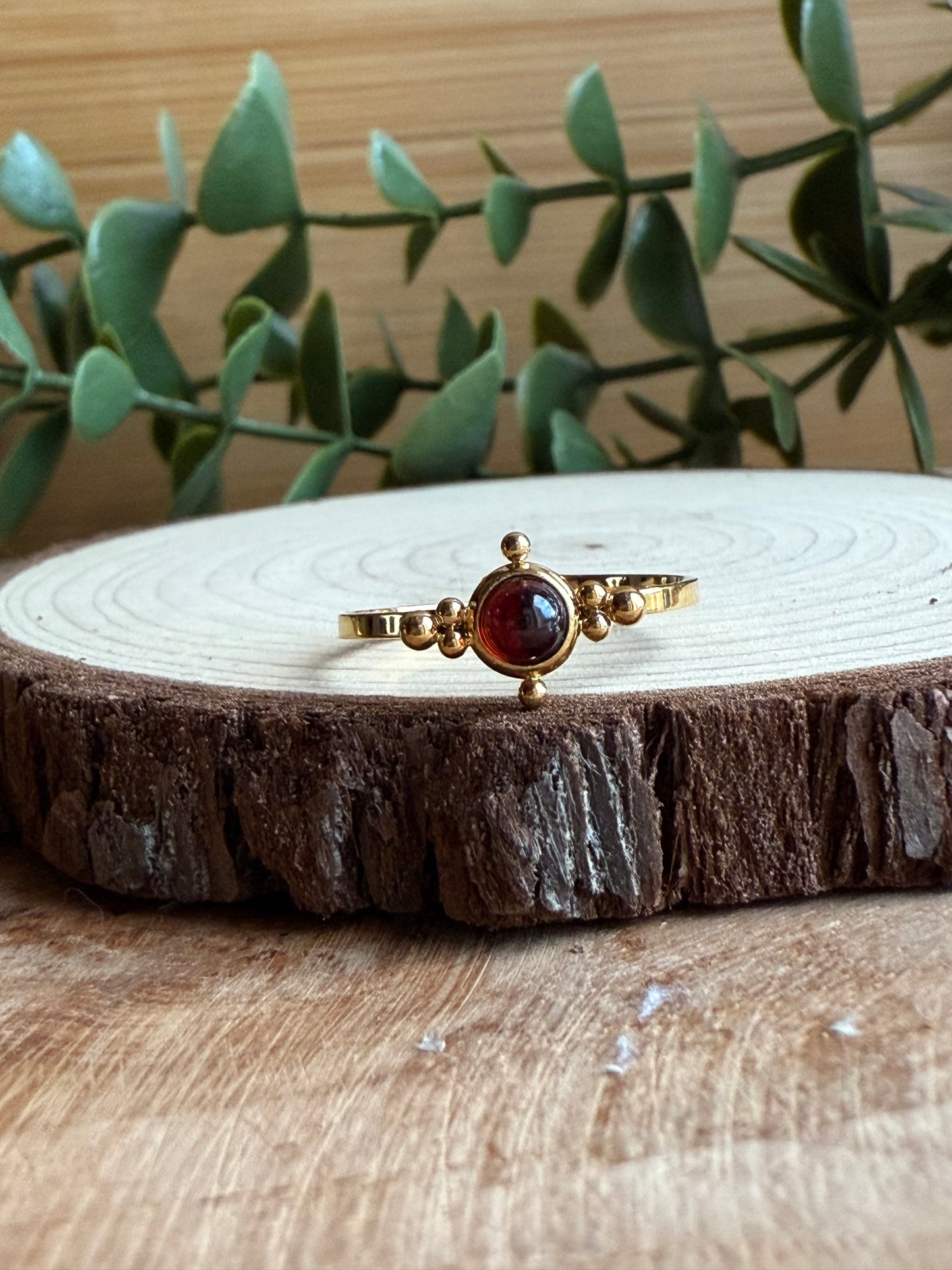 Bague fine et Pierres - Acier inoxydable doré