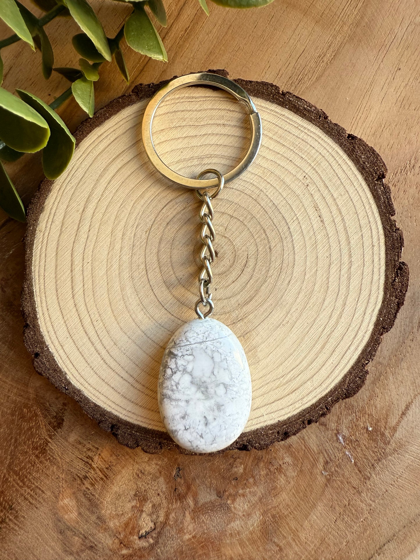 Porte-clefs pierre roulée - Howlite